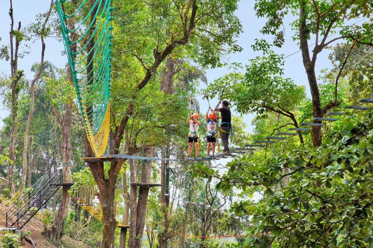 Coorg Wilderness Resort & Spa Madikeri Exterior photo